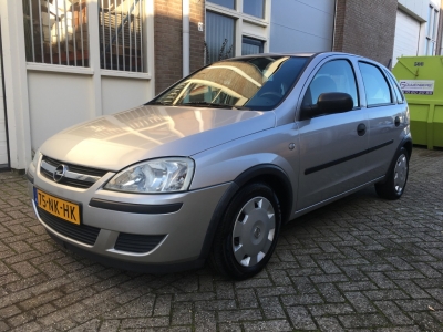 Opel Corsa 1.2-16V Essentia